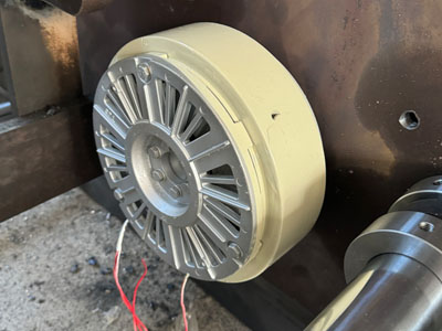 工業(yè)磁粉制動器在印刷標簽機械中的關(guān)鍵作用