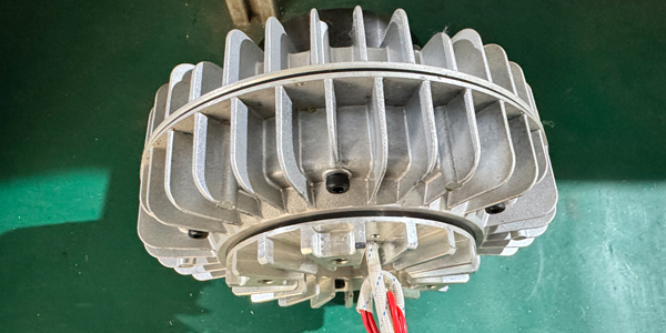 為什么包裝機(jī)設(shè)備選擇磁粉剎車器運(yùn)行更穩(wěn)定？