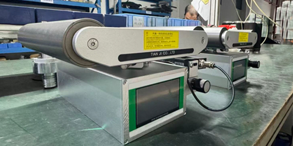 臺靈15年專注復合機自動收卷糾偏器，品質更勝一籌