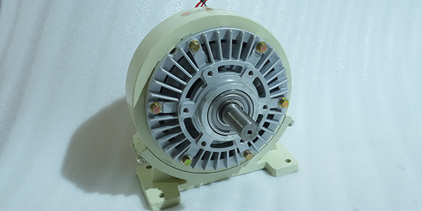 磁粉離合器在分切機(jī)行業(yè)的七大作用盤(pán)點(diǎn) 磁粉離合器在分切機(jī)行業(yè)的七大作用盤(pán)點(diǎn)